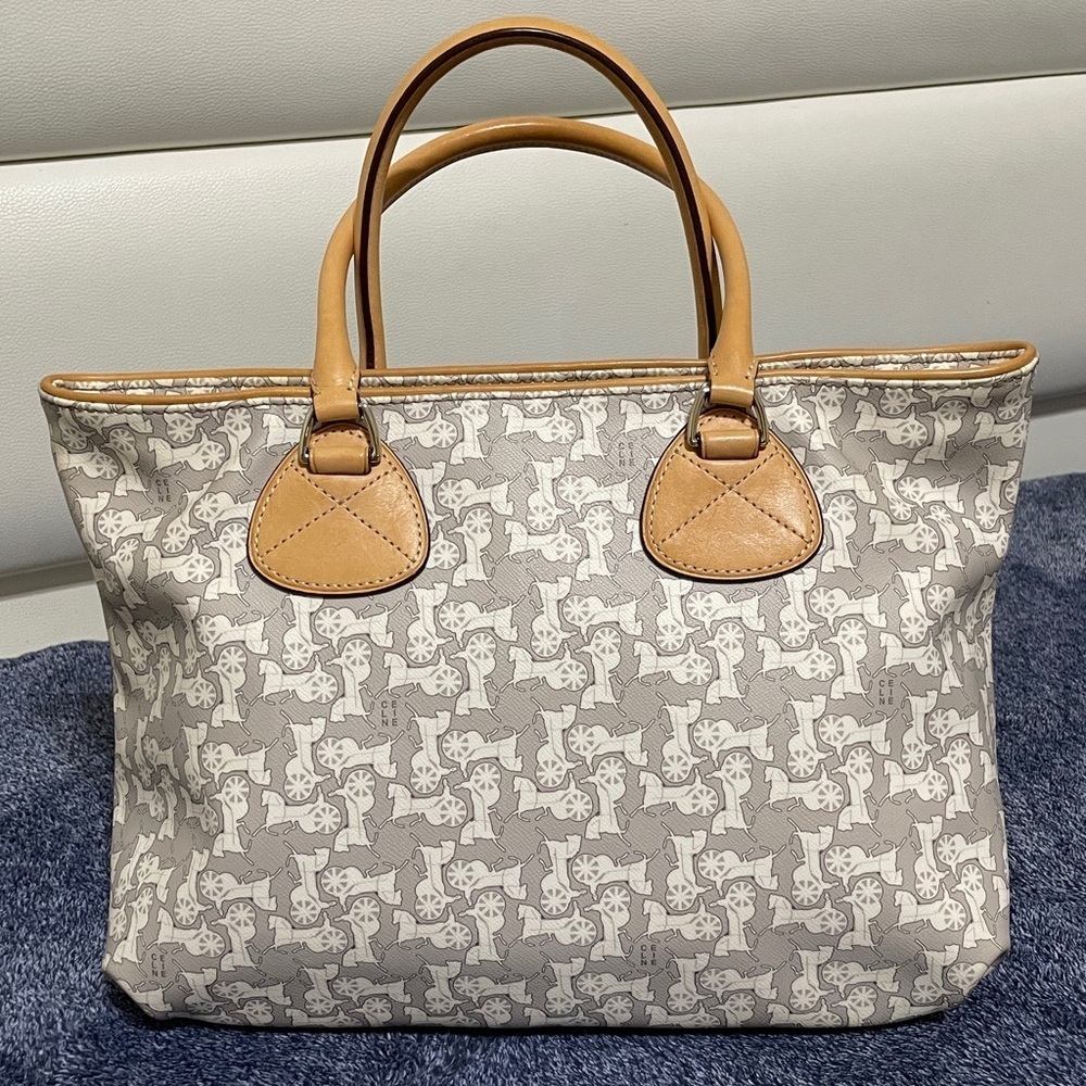 Celine PVC Handbag - Picture 3 of 15